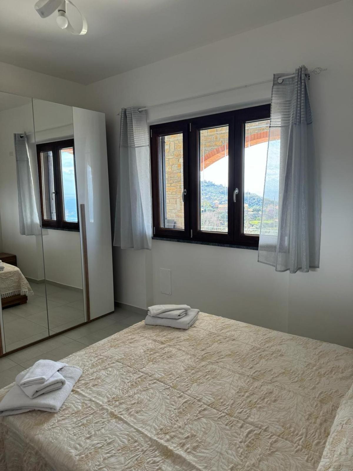 Casa Iris Hotel Castellabate Ngoại thất bức ảnh